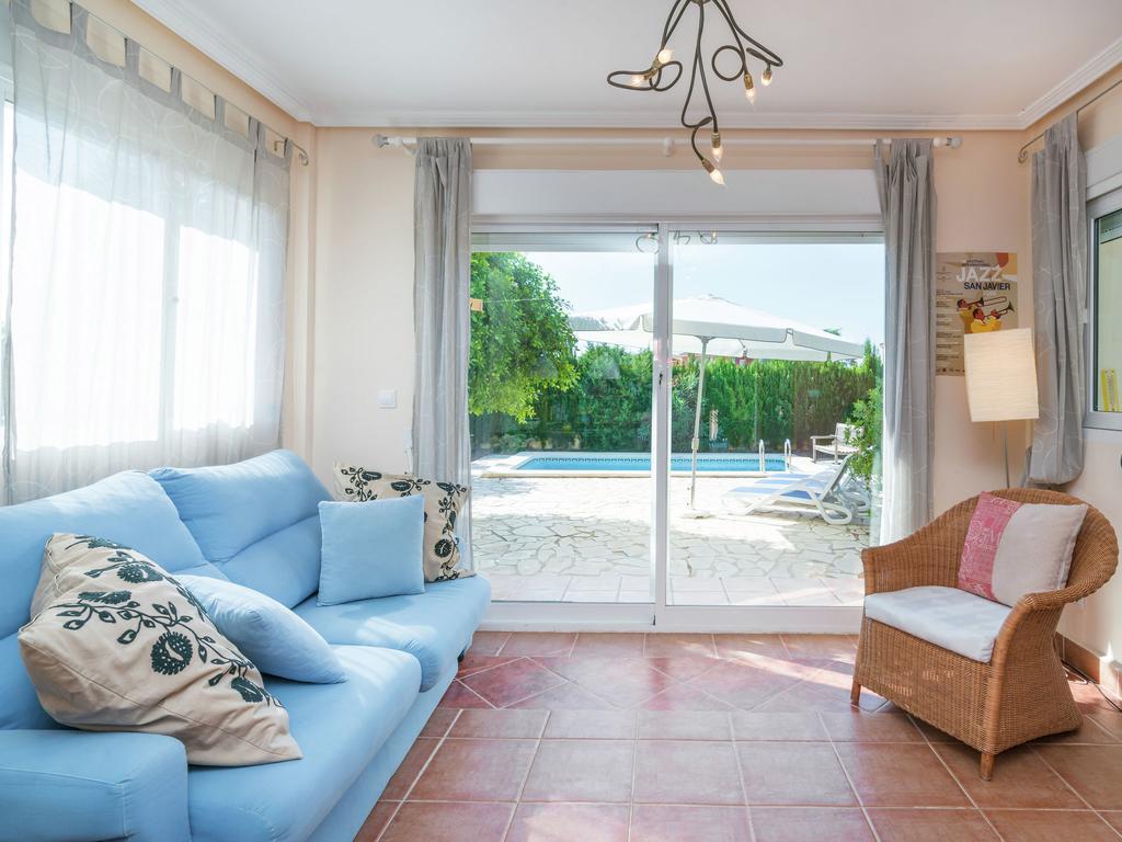 Belvilla By Oyo Villa Mosa Claire Banos y Mendigo Екстер'єр фото